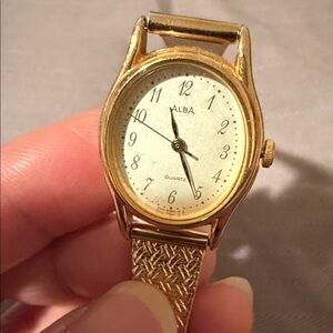 Alba Gold Quartz Watch